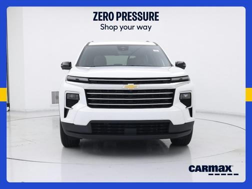White 2026 Chevrolet Traverse LT