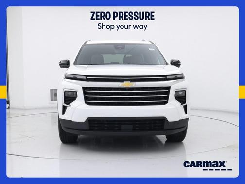 White 2026 Chevrolet Traverse LT