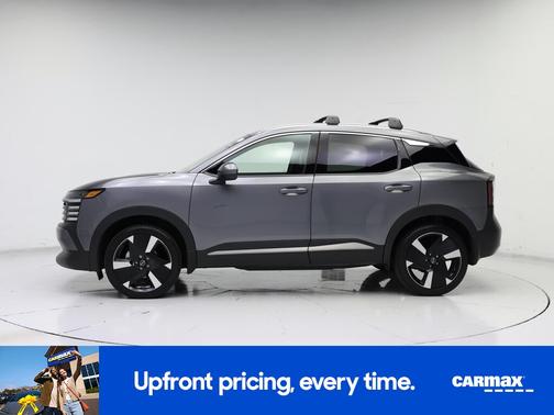 Gray 2025 Nissan Kicks SR