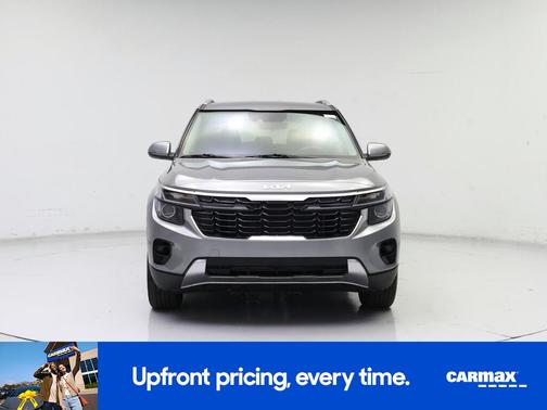 Silver 2025 Kia Seltos S