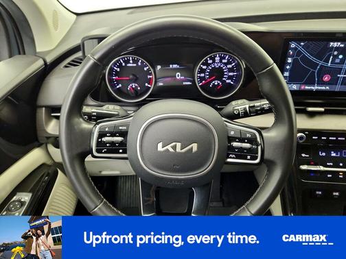 2023 Kia Carnival EX