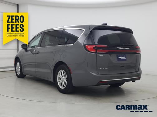 Gray 2023 Chrysler Pacifica Touring L