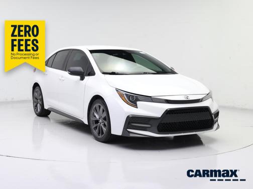 White 2020 Toyota Corolla SE