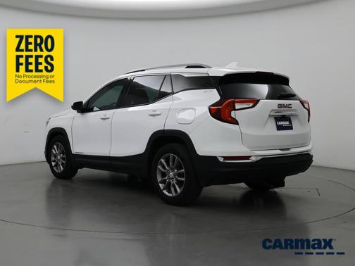 White 2022 GMC Terrain SLT
