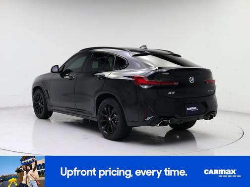 Black 2022 BMW X4 XDrive30i