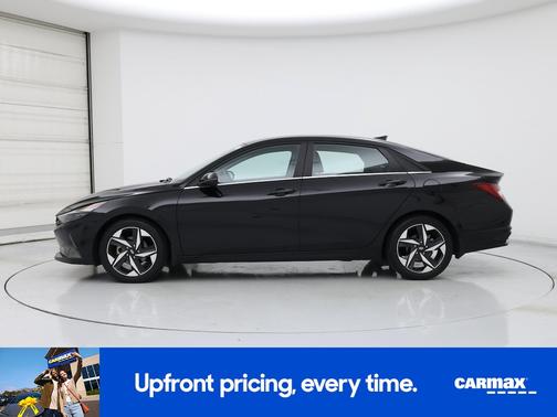 Black 2023 Hyundai ELANTRA Limited