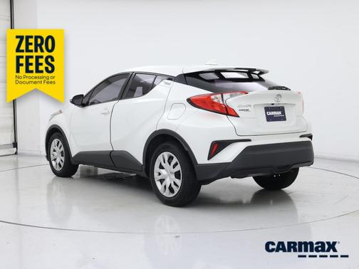 White 2021 Toyota C-HR LE
