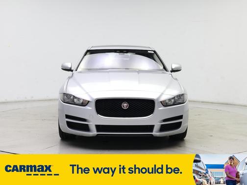 2017 Jaguar XE