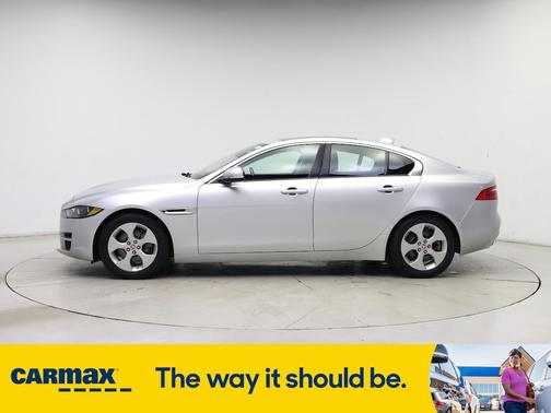 2017 Jaguar XE