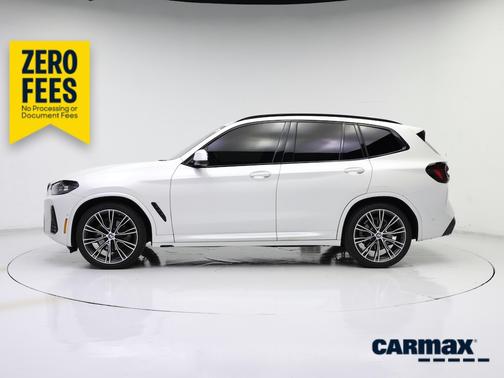 White 2023 BMW X3 sDrive30i