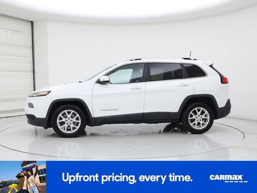 White 2017 Jeep Cherokee Latitude