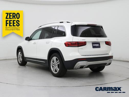 White 2022 Mercedes-Benz GLB 250