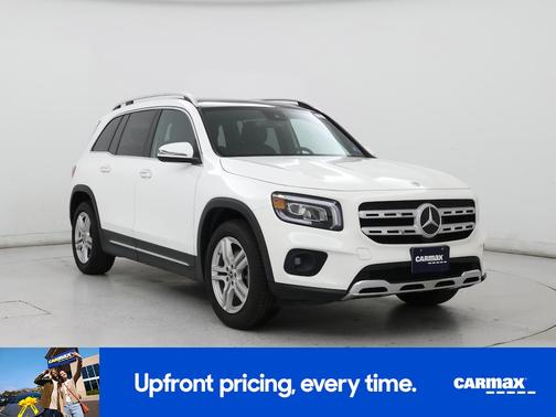 White 2022 Mercedes-Benz GLB 250