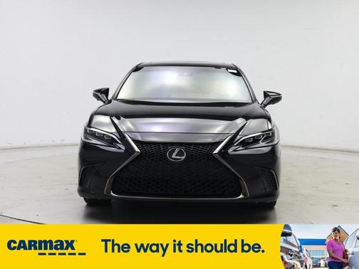 2024 Lexus ES 300h F-SPORT Handling