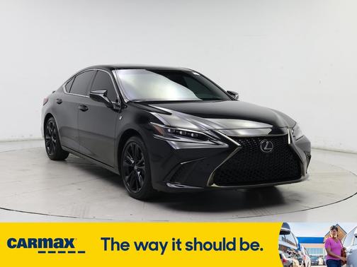 2024 Lexus ES 300h F-SPORT Handling