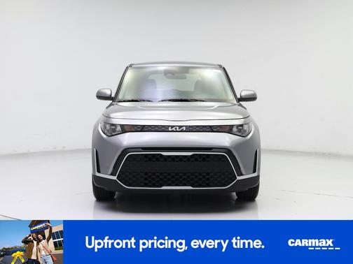 Gray 2025 Kia Soul LX