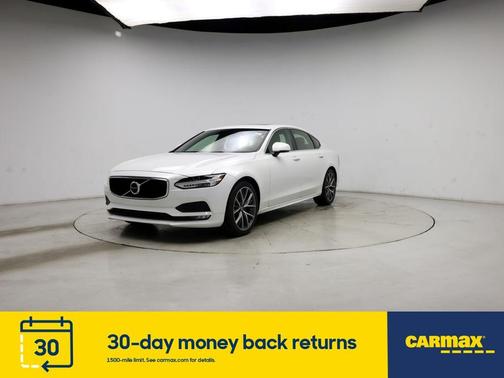 Photo 4 of 28 of 2019 Volvo S90 T6 Momentum