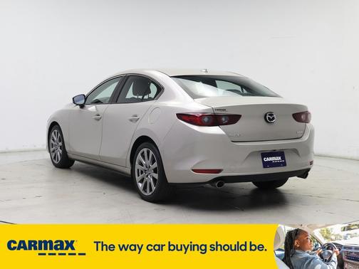 2022 Mazda Mazda3 Premium