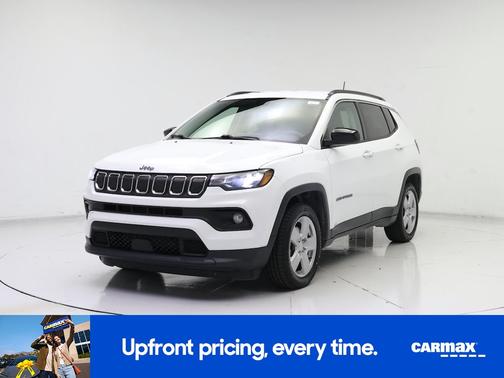 White 2022 Jeep Compass Latitude
