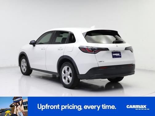 White 2024 Honda HR-V LX