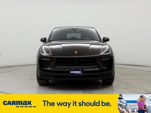 2022 Porsche Macan