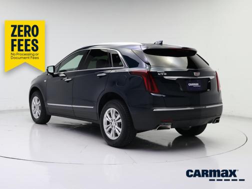 Green 2024 Cadillac XT5 Luxury