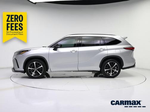 Silver 2021 Toyota Highlander XSE