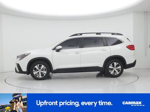 White 2024 Subaru Ascent Premium
