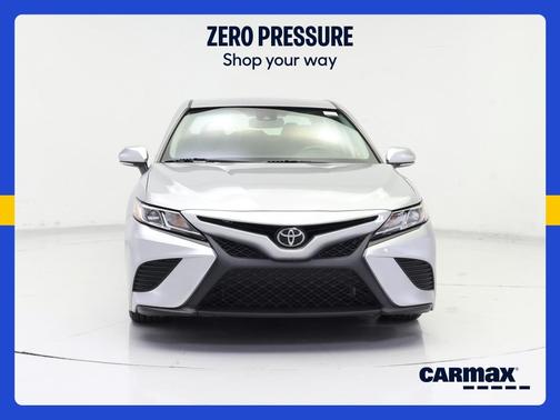 Silver 2019 Toyota Camry SE