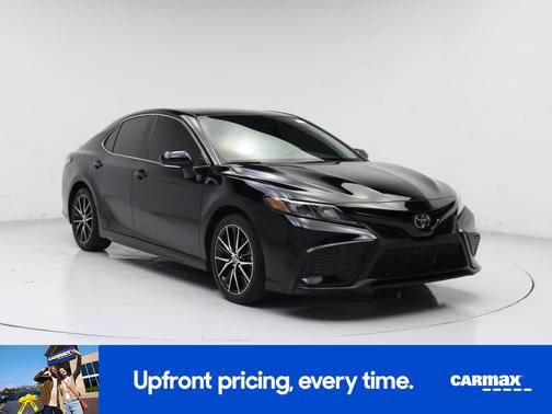 Black 2024 Toyota Camry SE