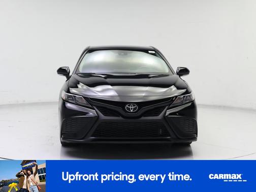 Black 2024 Toyota Camry SE