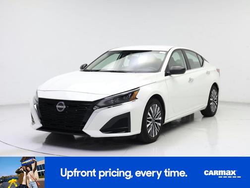 White 2025 Nissan Altima SV