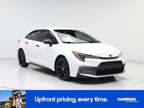 White 2020 Toyota Corolla SE Night Shade