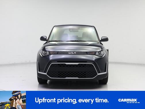 Gray 2025 Kia Soul LX