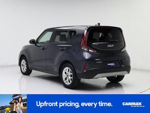 Gray 2025 Kia Soul LX