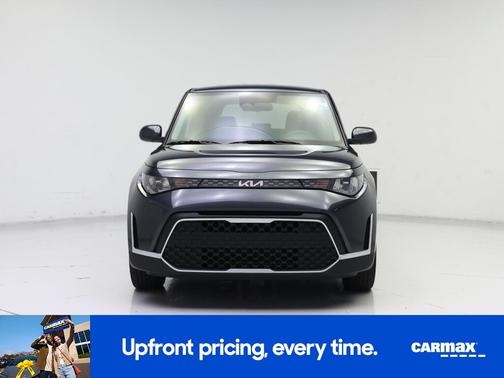 Gray 2025 Kia Soul LX