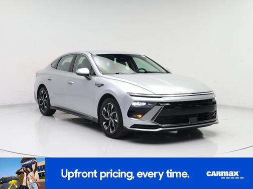 Silver 2025 Hyundai SONATA SE