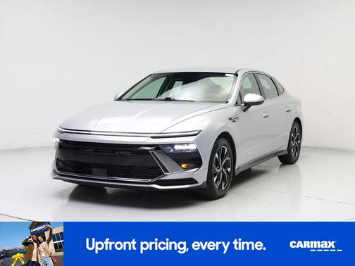 Silver 2025 Hyundai SONATA SE