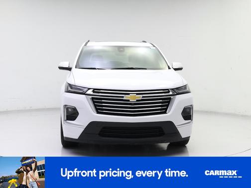 White 2023 Chevrolet Traverse Premier