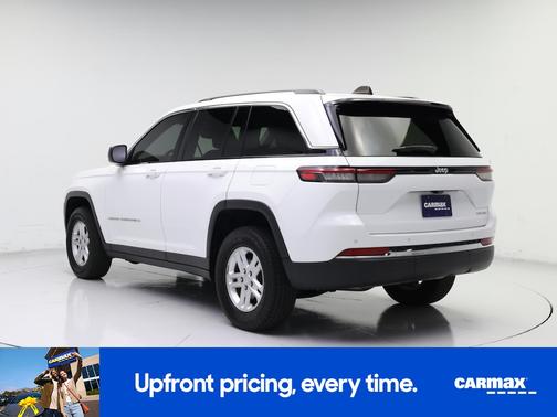 White 2023 Jeep Grand Cherokee Laredo