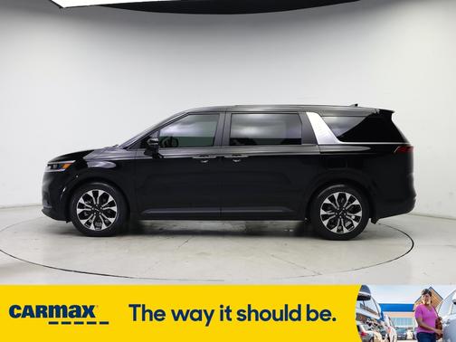 2023 Kia Carnival EX