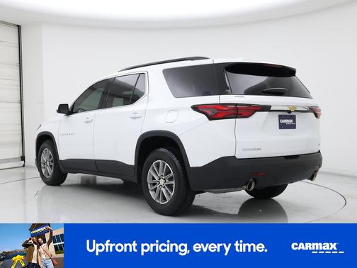 White 2023 Chevrolet Traverse LT Cloth