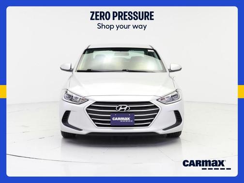 Silver 2018 Hyundai ELANTRA SE