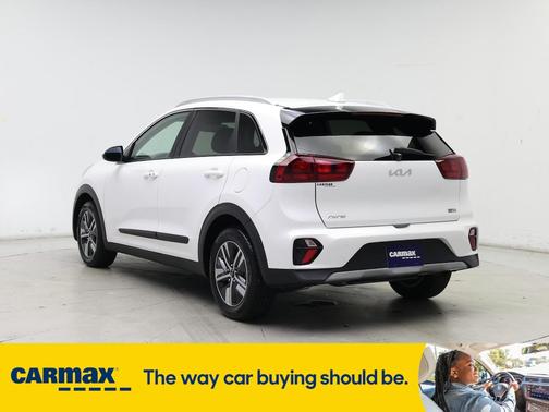 2022 Kia Niro LX