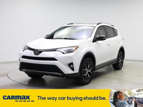 2017 Toyota RAV4 SE