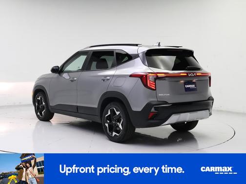 Gray 2025 Kia Seltos S