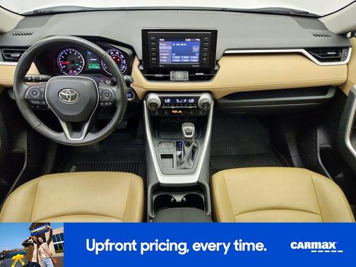 2020 Toyota RAV4 XLE Premium
