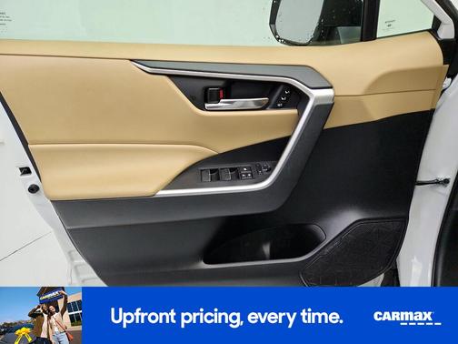 2020 Toyota RAV4 XLE Premium