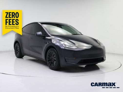 Gray 2024 Tesla Model Y Long Range