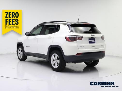 White 2018 Jeep Compass Latitude